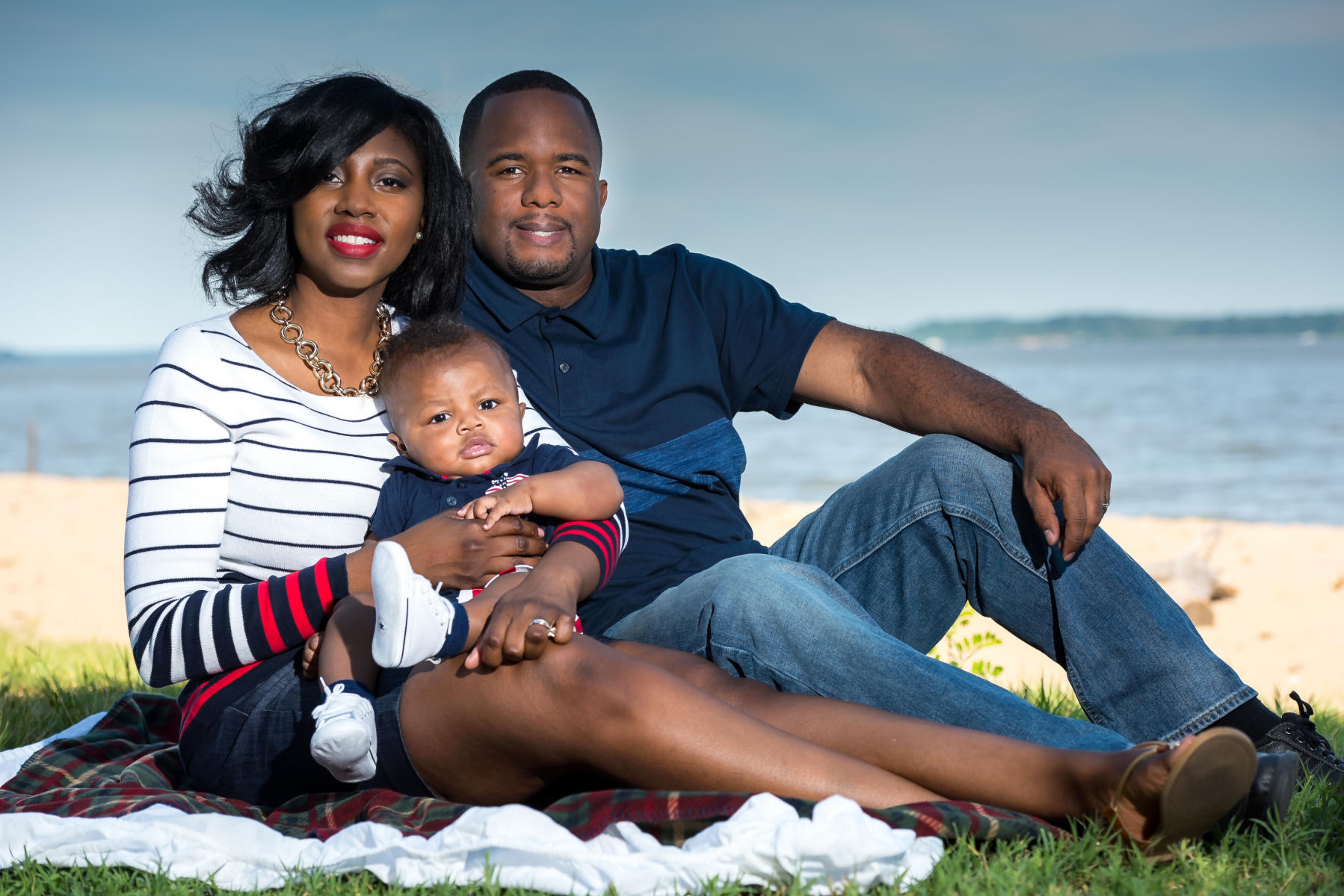 Family portrait at the beach